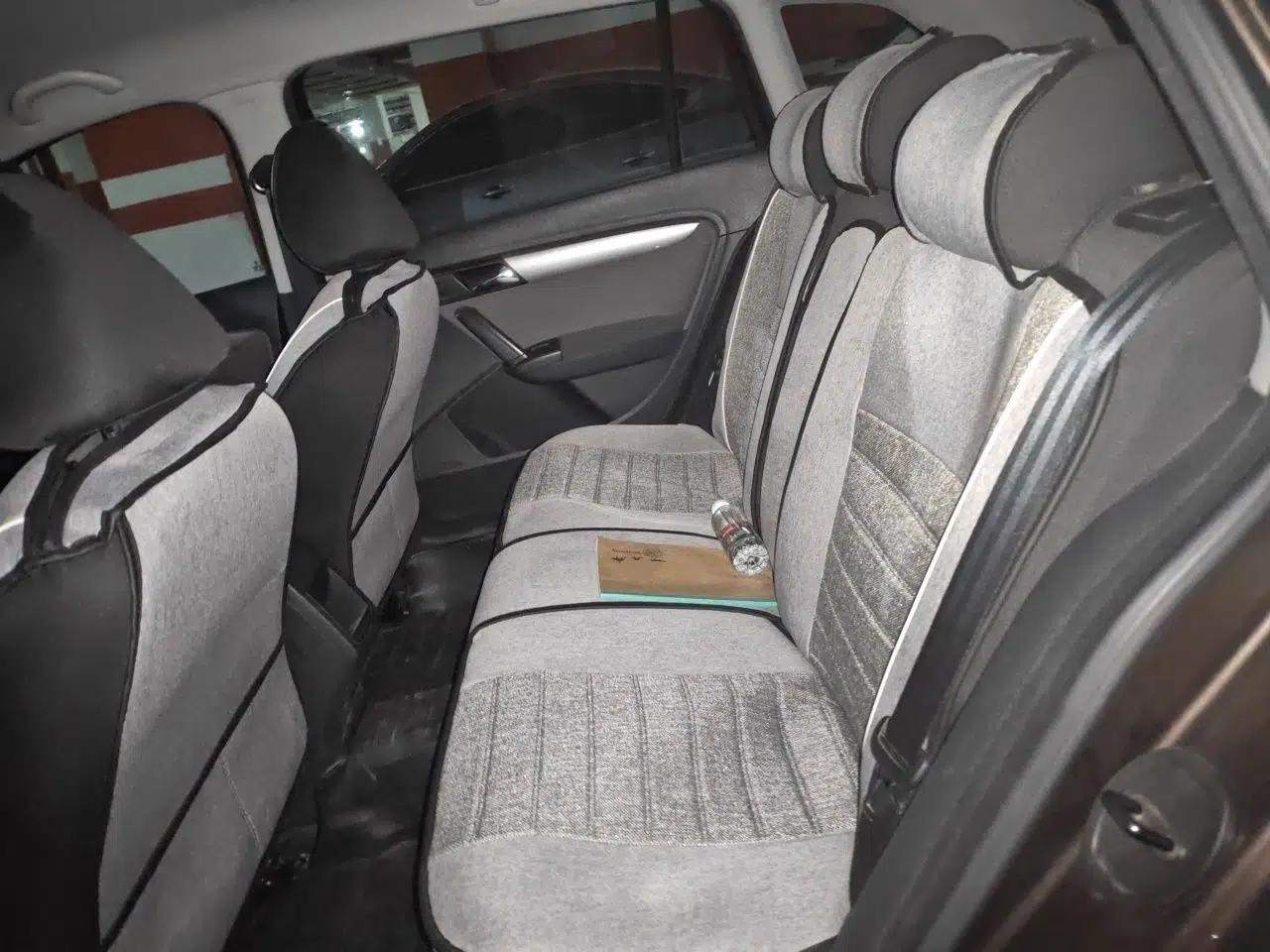 Volkswagen Gran Lavida 2013 1.6L Manual Fashion Model — миниатюра 18
