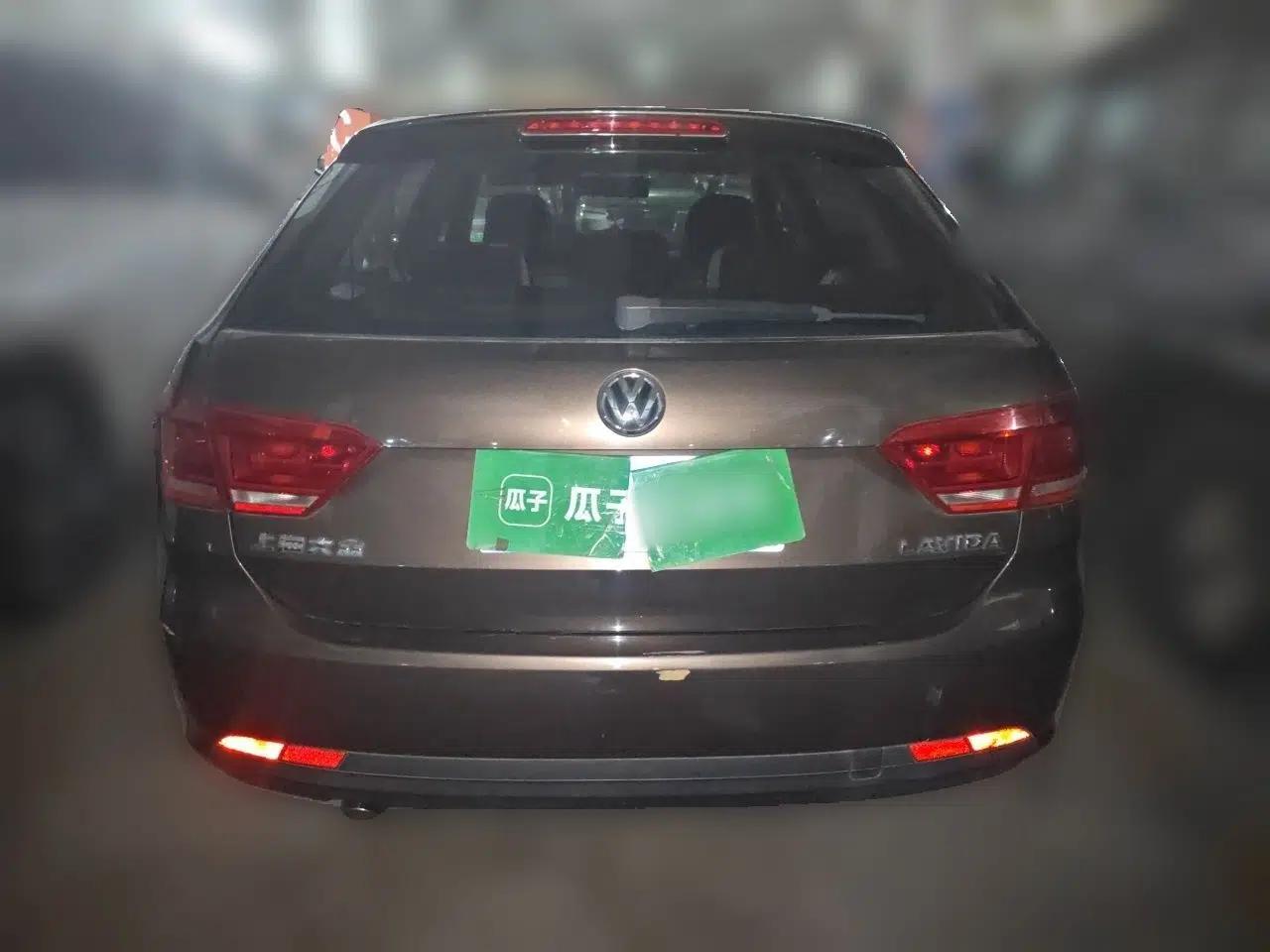 Volkswagen Gran Lavida 2013 1.6L Manual Fashion Model — миниатюра 5