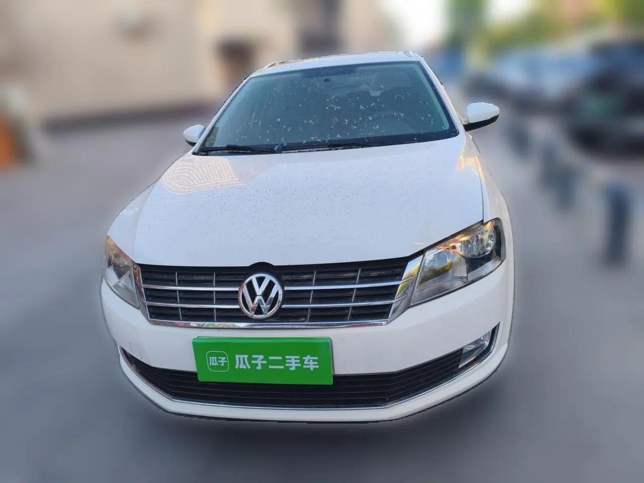 Volkswagen Gran Lavida 2013 1.6L Manual Comfort Model — миниатюра 2