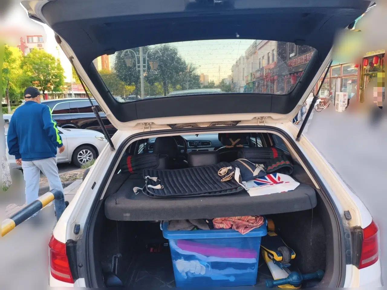 Volkswagen Gran Lavida 2013 1.6L Manual Comfort Model — миниатюра 20