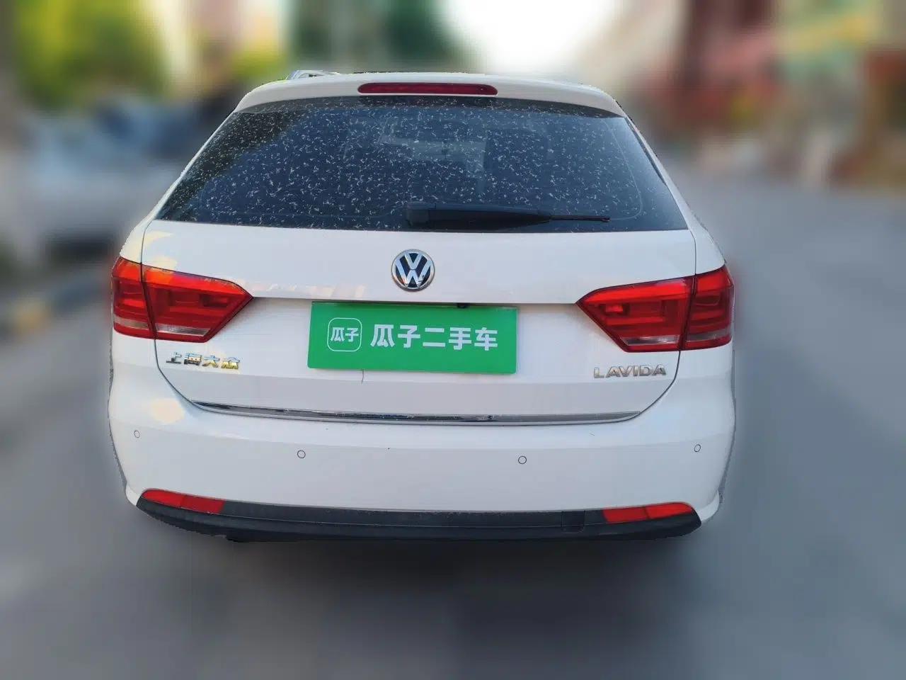 Volkswagen Gran Lavida 2013 1.6L Manual Comfort Model — миниатюра 5