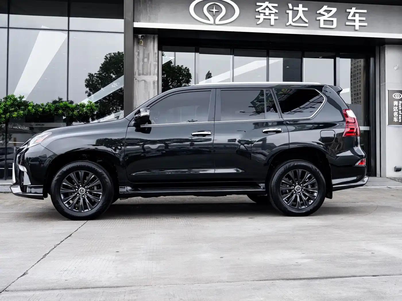 2022 Lexus GX 460 US Spec — миниатюра 4