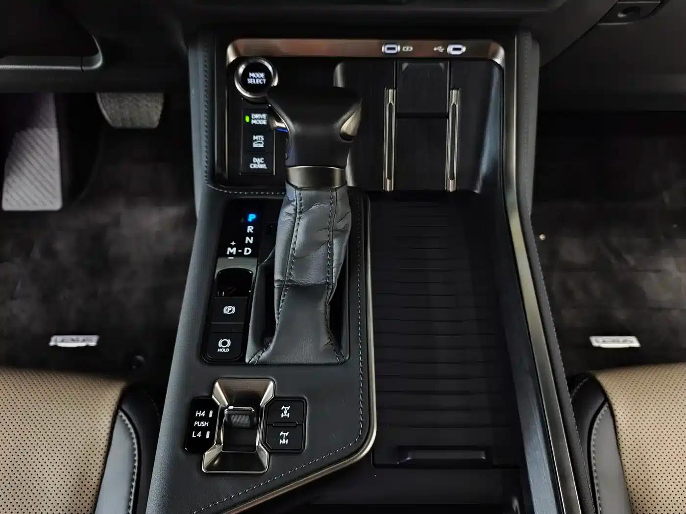 Lexus GX 2024 Overtrail Peak Edition — миниатюра 16