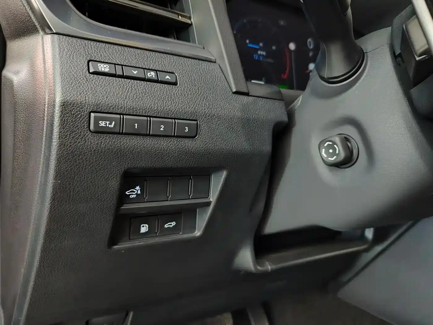 Lexus GX 2024 Overtrail Peak Edition — миниатюра 18