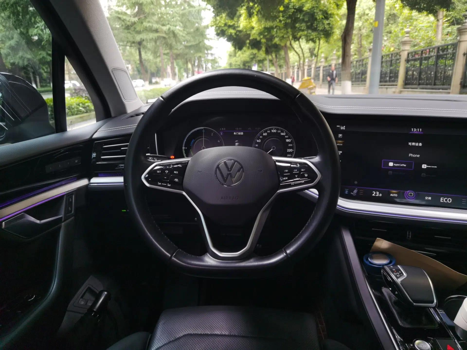 Volkswagen Touareg New Energy 2021 eHybrid — миниатюра 11