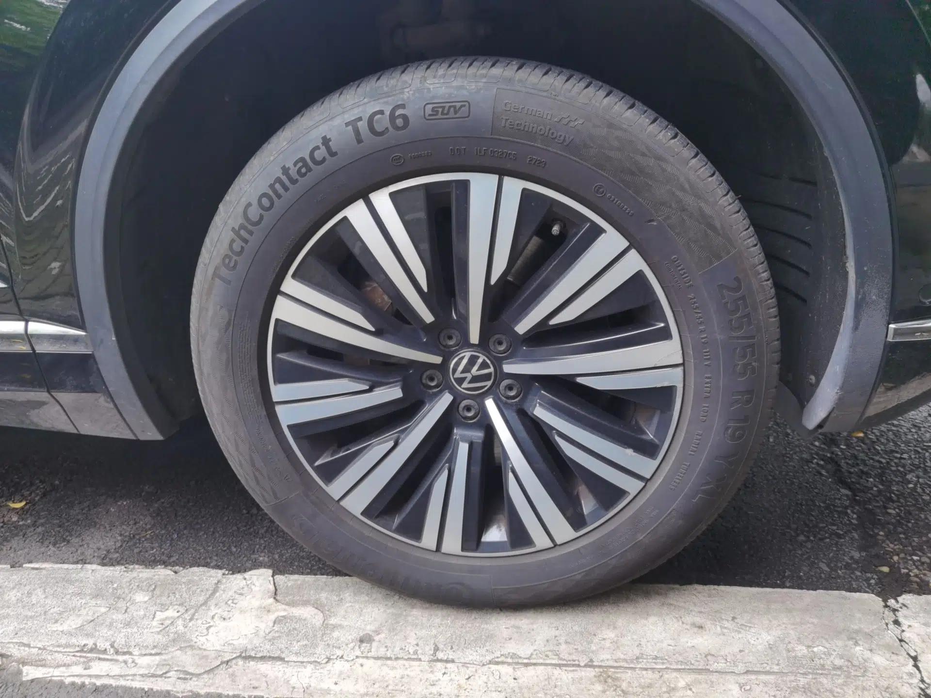 Volkswagen Touareg New Energy 2021 eHybrid — миниатюра 8