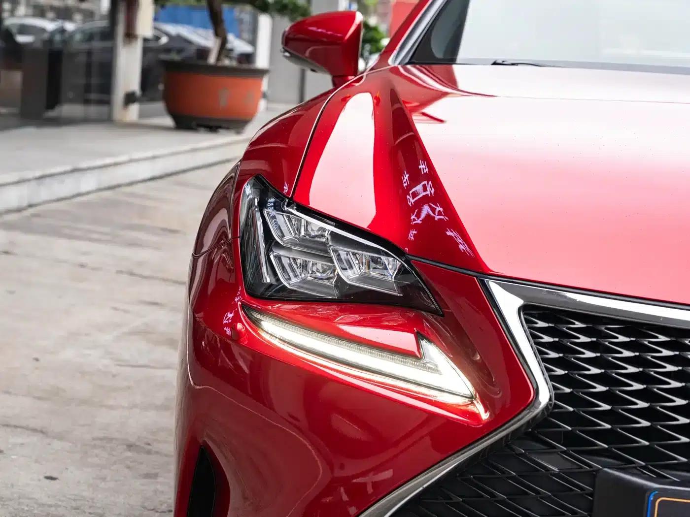 Lexus RC 2016 200t F SPORT Ultimate Edition — миниатюра 6