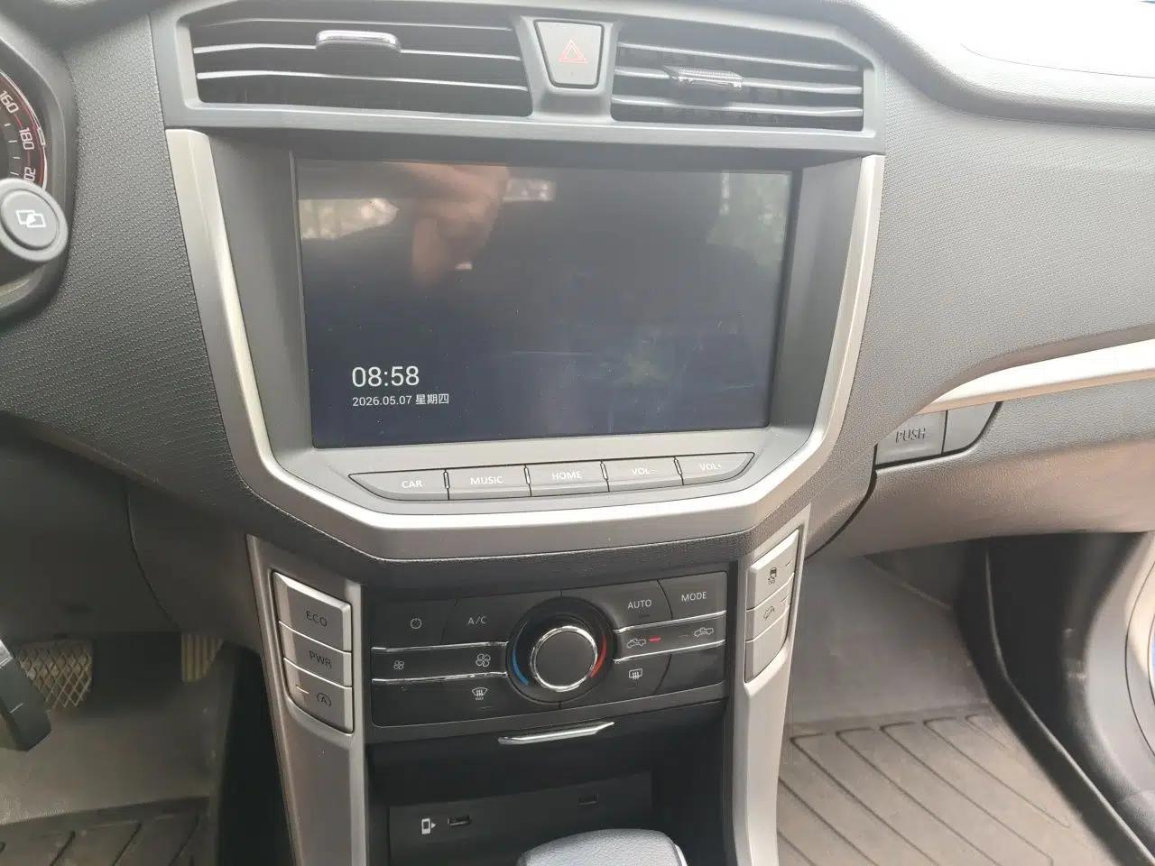 SAIC MAXUS T60 2017 2.0T Gasoline Automatic 4x4 High-Ride Elite Standard Cabin — миниатюра 14
