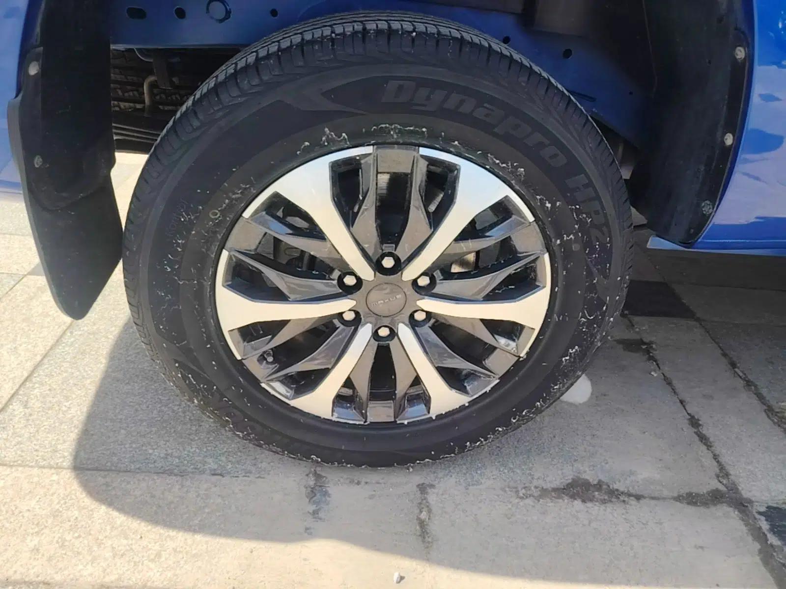SAIC MAXUS T70 2021 2.0T Diesel Automatic Two-Wheel Drive Elite Version with Long Bed and High Ground Clearance — миниатюра 10