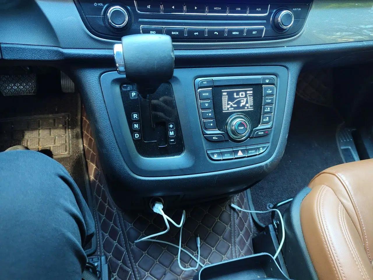 SAIC MAXUS RG10  — миниатюра 15
