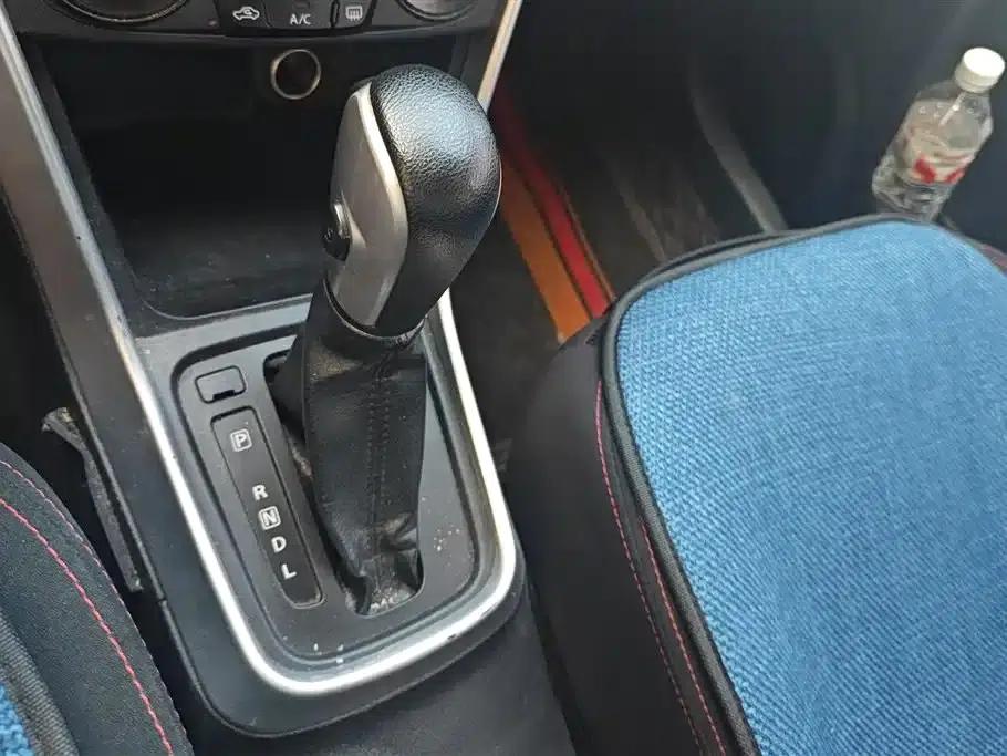 Vitara 2015 1.6L CVT 2WD Entry-level — миниатюра 16