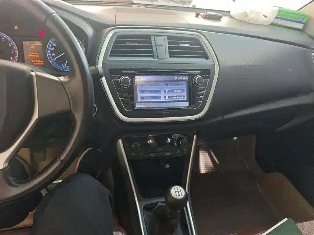 2014 Vitara 1.6L Manual 2WD Elite — миниатюра 10