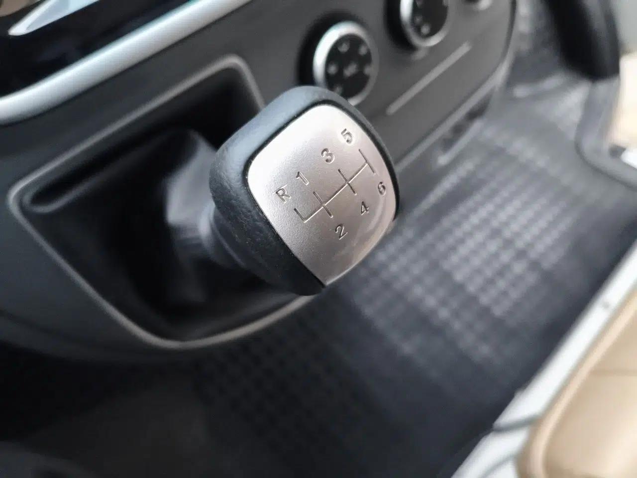 SAIC MAXUS Xintu EV80  — миниатюра 15