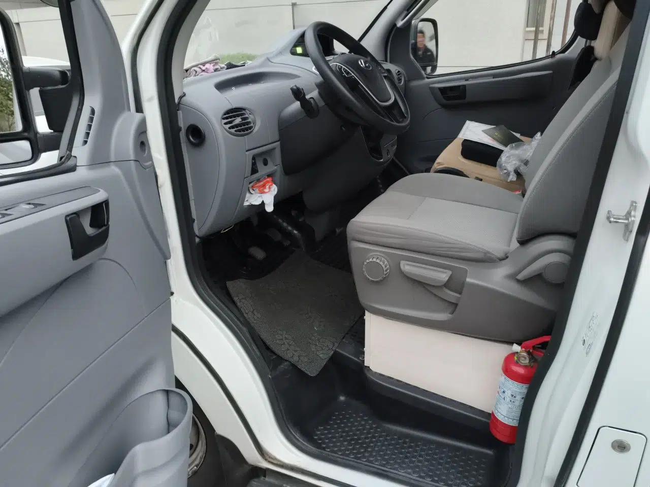 SAIC MAXUS Xintu EV80  — миниатюра 17