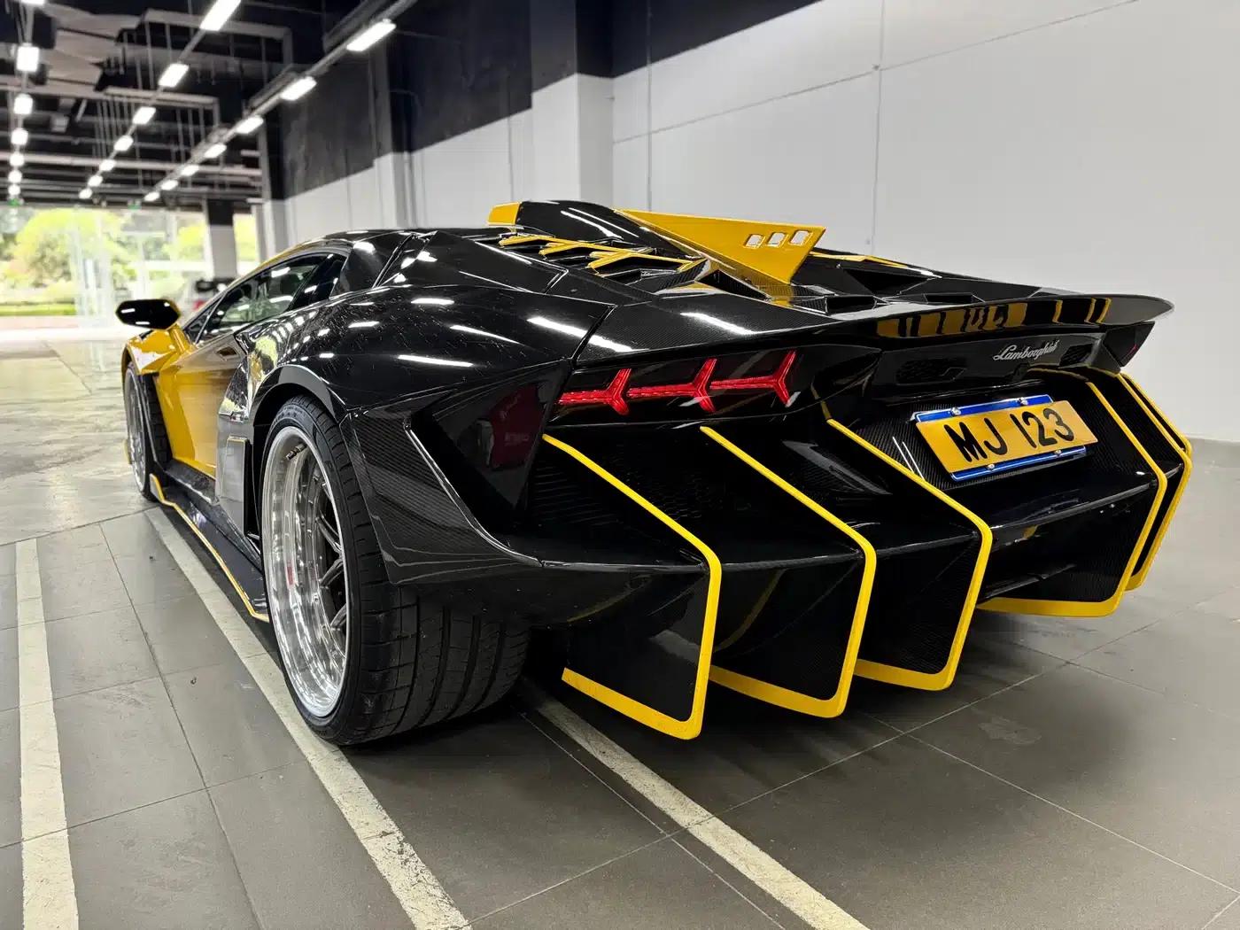 2011 Aventador LP 700-4 — миниатюра 16