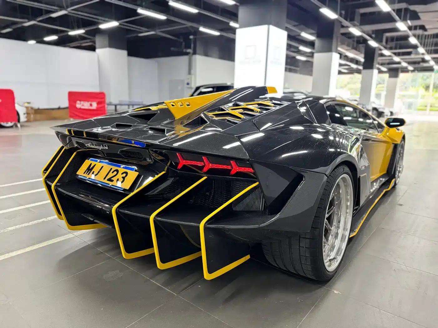 2011 Aventador LP 700-4 — миниатюра 20