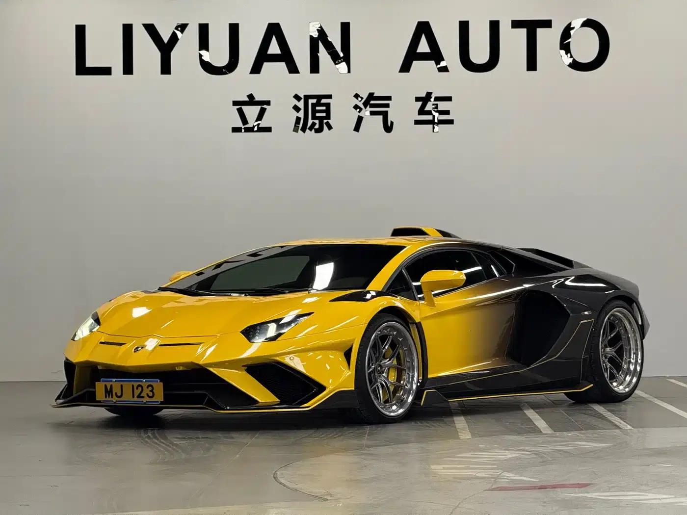 2011 Aventador LP 700-4 — миниатюра 3