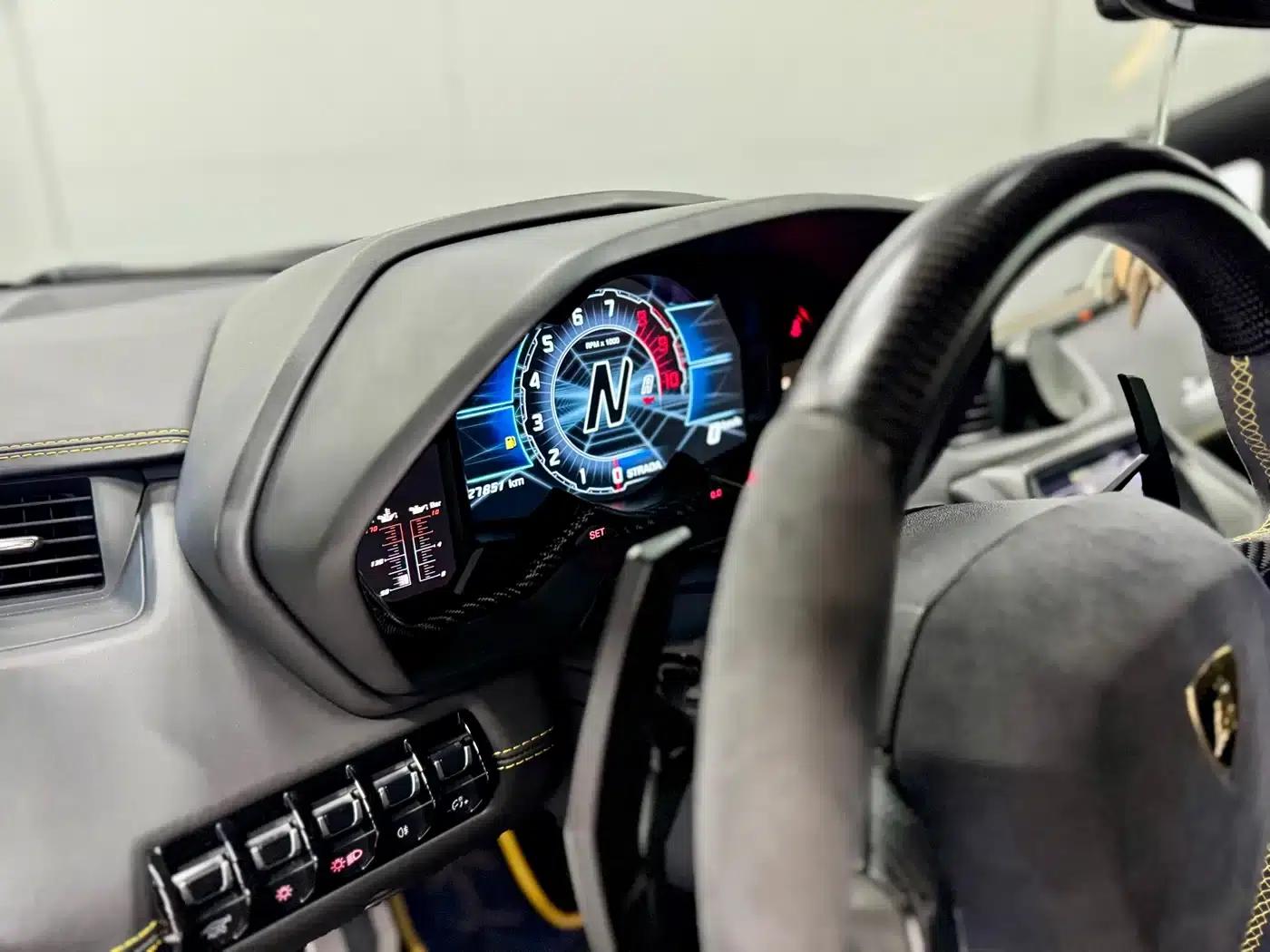 2011 Aventador LP 700-4 — миниатюра 8