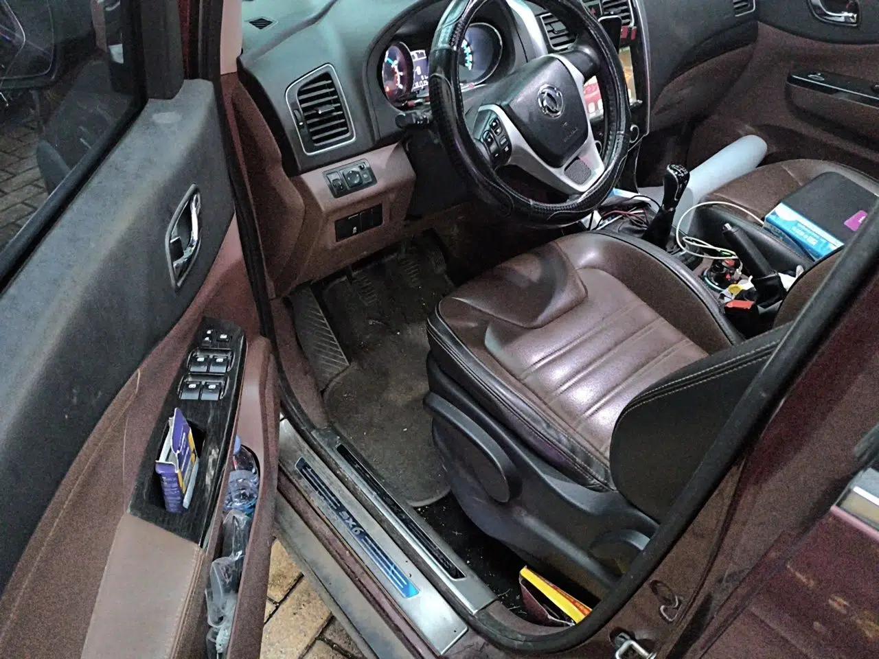 FORTHING SX6 2016 1.6L Manual Luxury Model — миниатюра 17