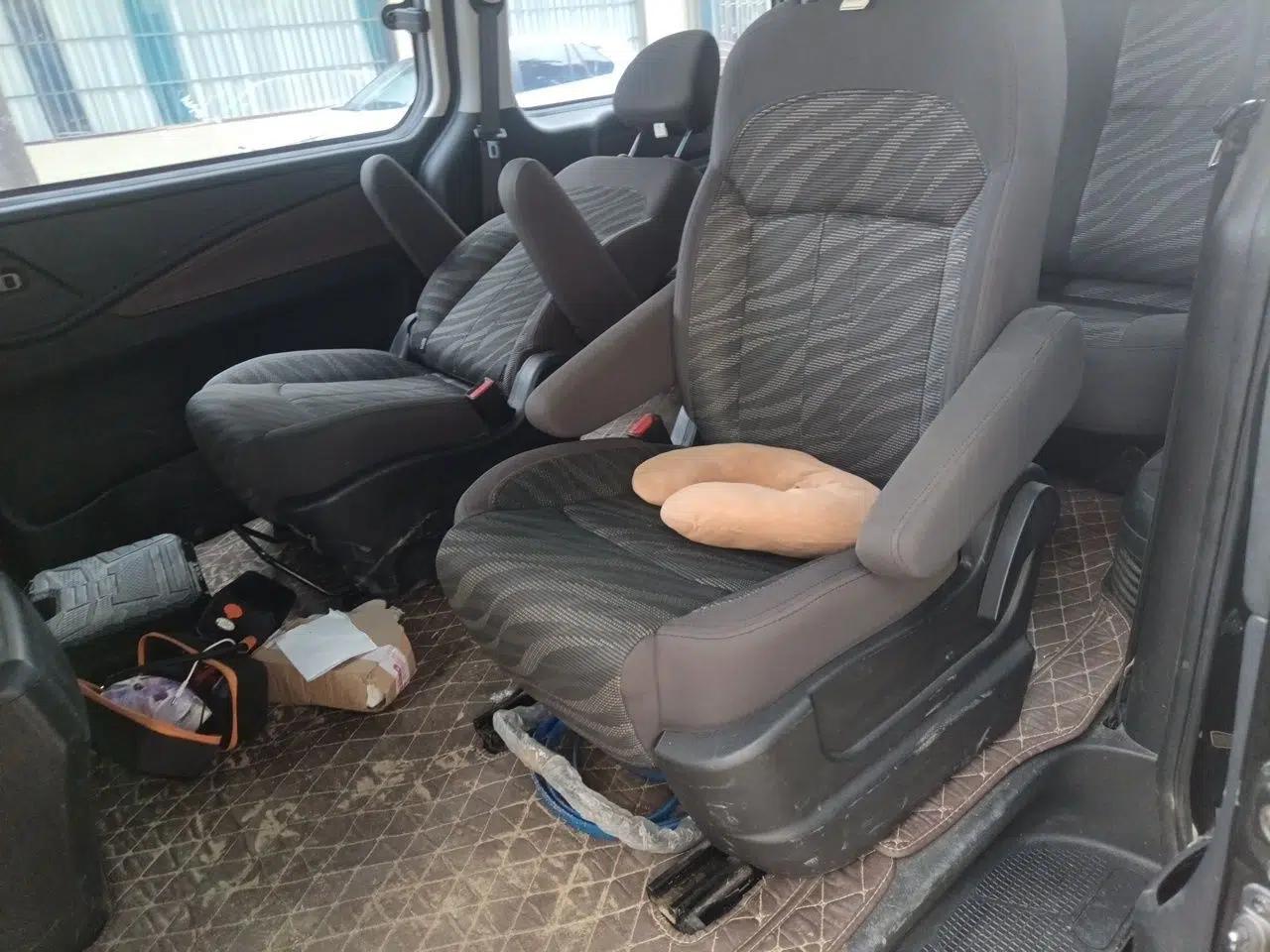 FORTHING Lingzhi PLUS 2021 2.0L Manual Comfort Version 7 Seats — миниатюра 14
