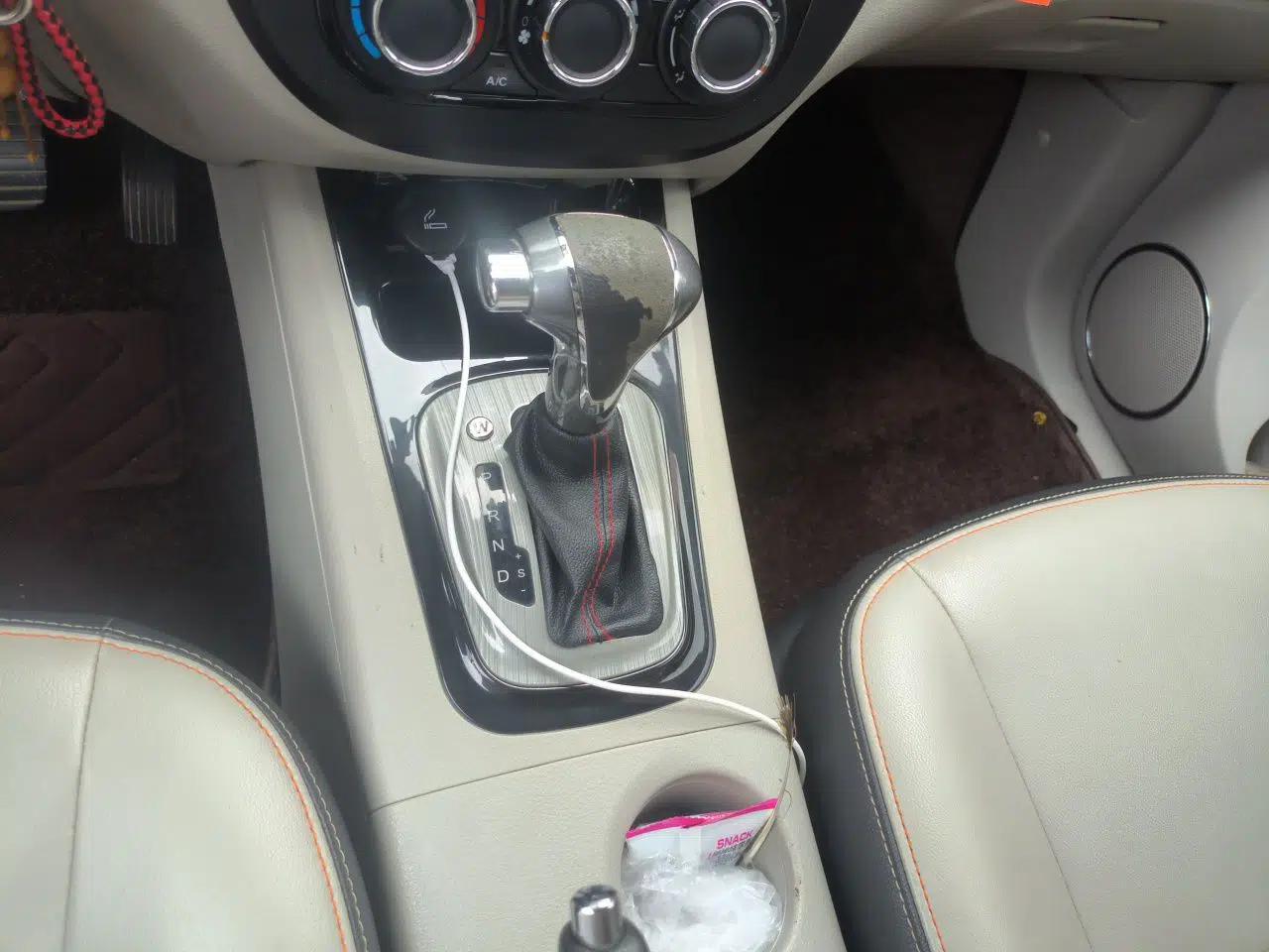 FORTHING Joyear XV 2015 1.6L CVT Comfort Model — миниатюра 15