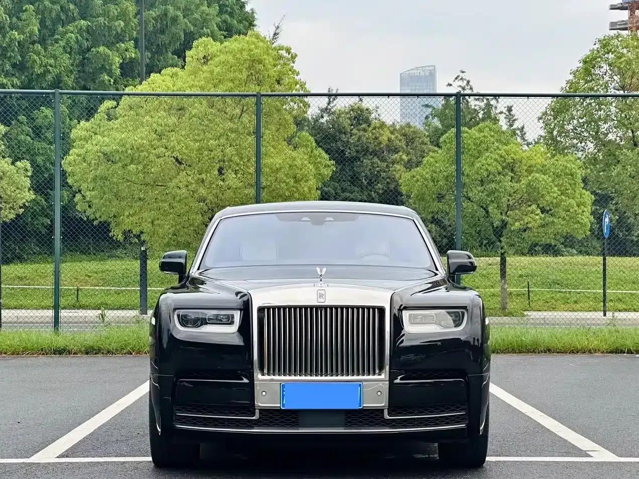 2018 Phantom 6.7T Standard Wheelbase — миниатюра 2