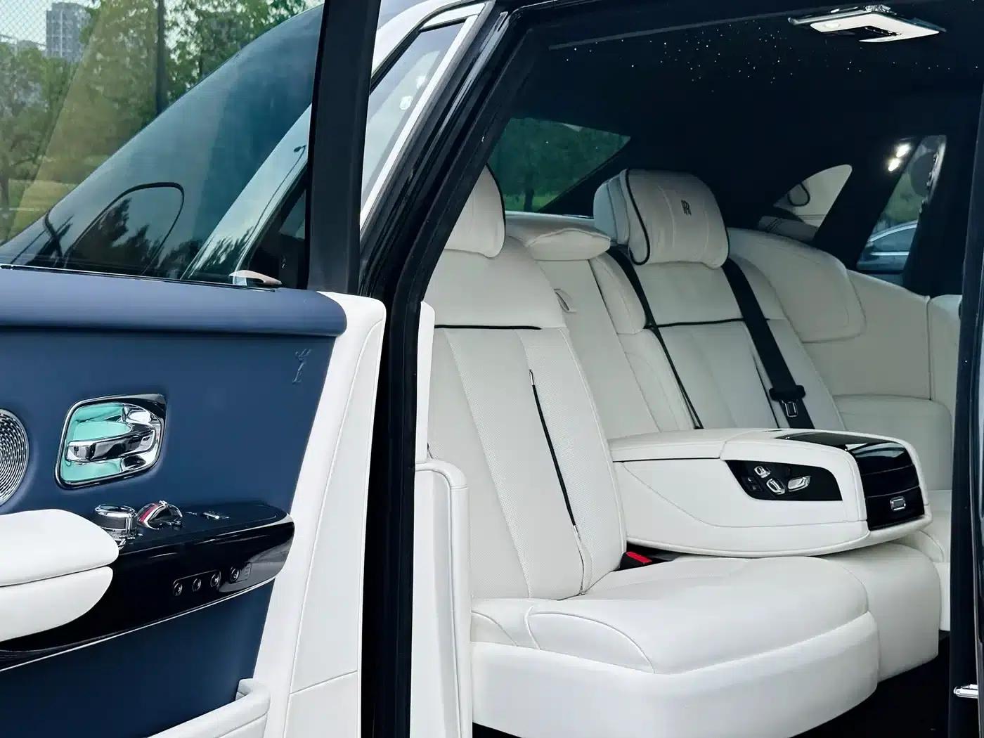 2018 Phantom 6.7T Standard Wheelbase — миниатюра 14