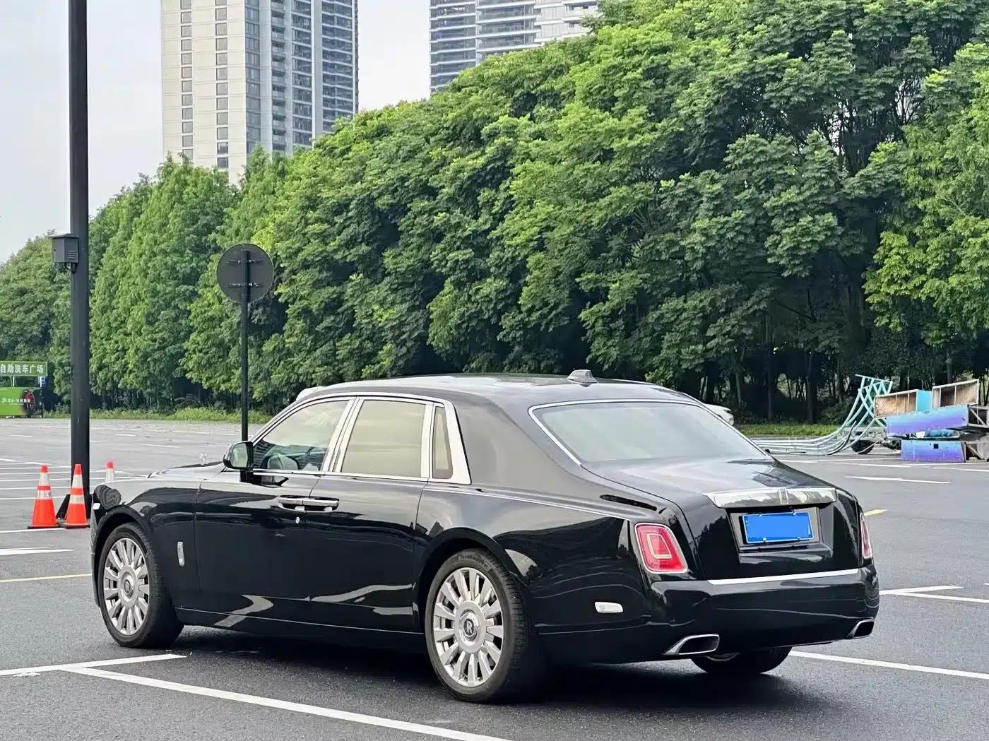 2018 Phantom 6.7T Standard Wheelbase — миниатюра 4
