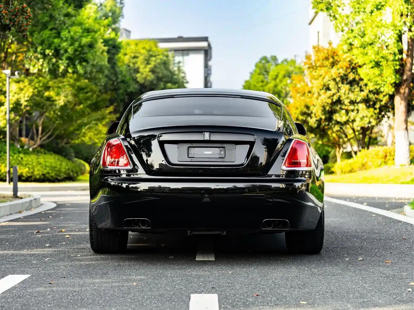 2018 Phantom 6.6T Black Badge — миниатюра 15