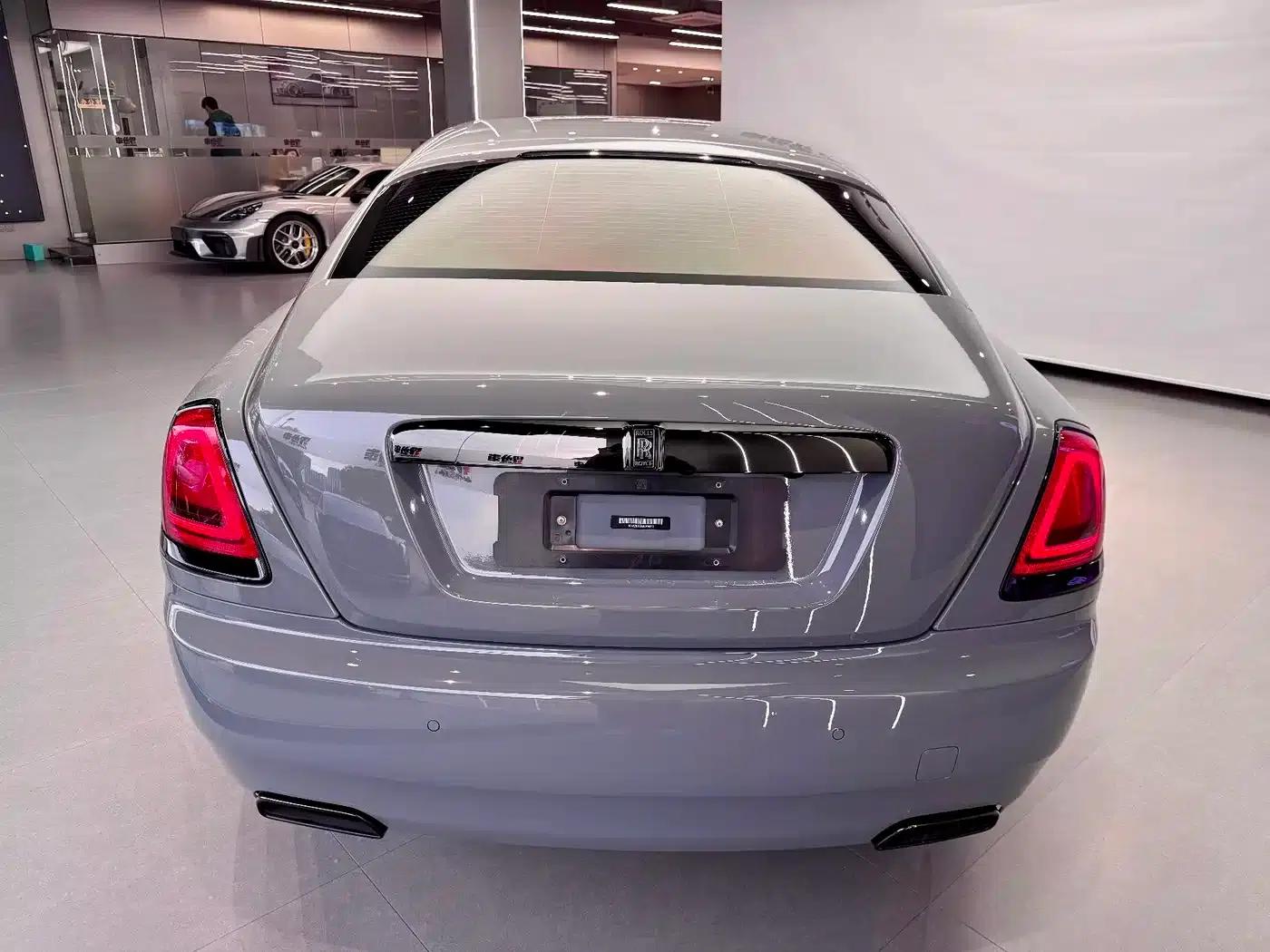 2018 Phantom 6.6T Black Badge — миниатюра 3