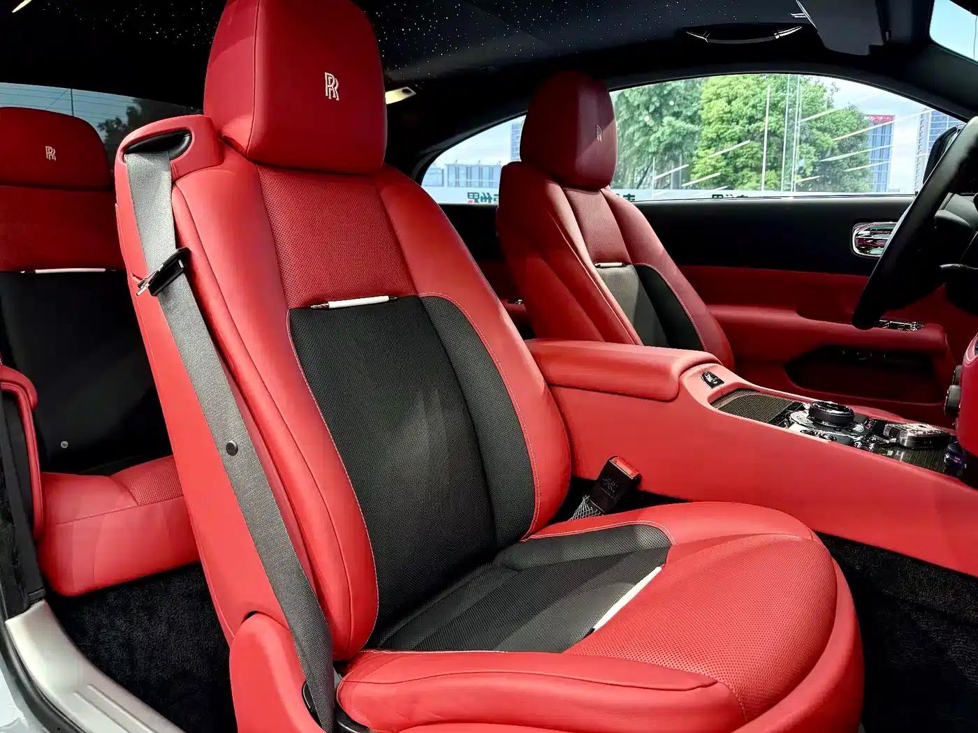 2018 Phantom 6.6T Black Badge — миниатюра 8