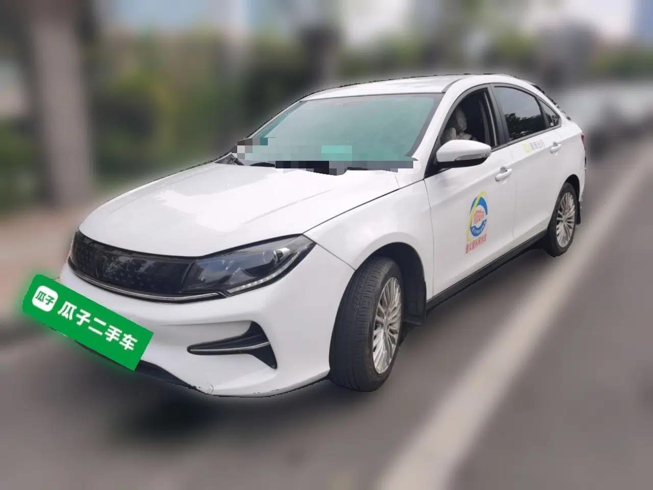 FORTHING S60 EV 2022 Comfort Edition — миниатюра 1