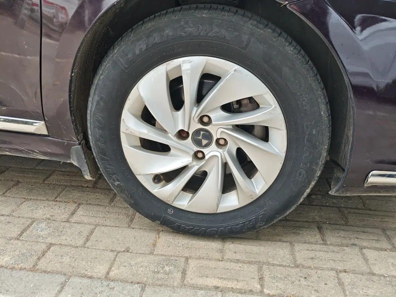 DS 5LS 2014 1.8L Manual Comfort Version VTi140 — миниатюра 8