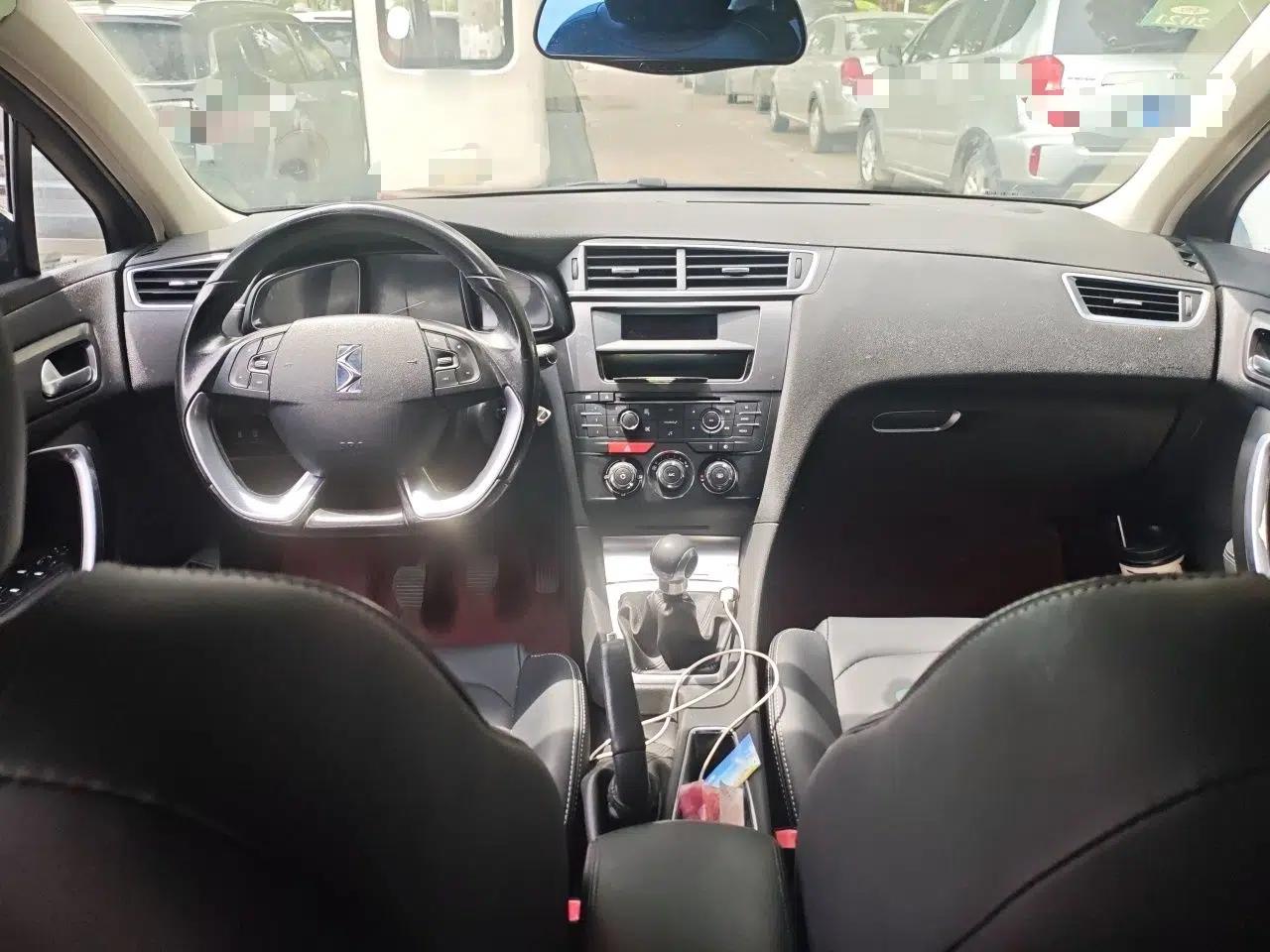 DS 5LS 2014 1.8L Manual Comfort Version VTi140 — миниатюра 10