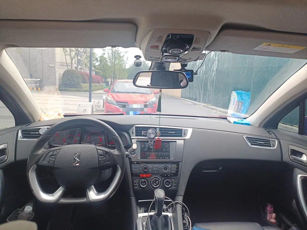 DS 6 2016 1.6T Luxury Edition THP160 — миниатюра 10