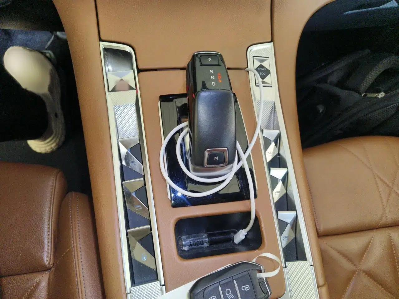 DS 7 2018 45THP Rivoli Prestige Edition — миниатюра 13