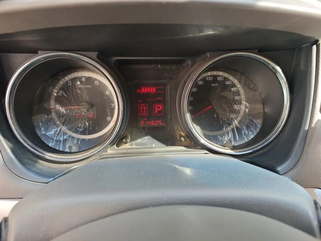 Dongfeng Aeolus A60 2012 1.6L Automatic Luxury Version — миниатюра 12