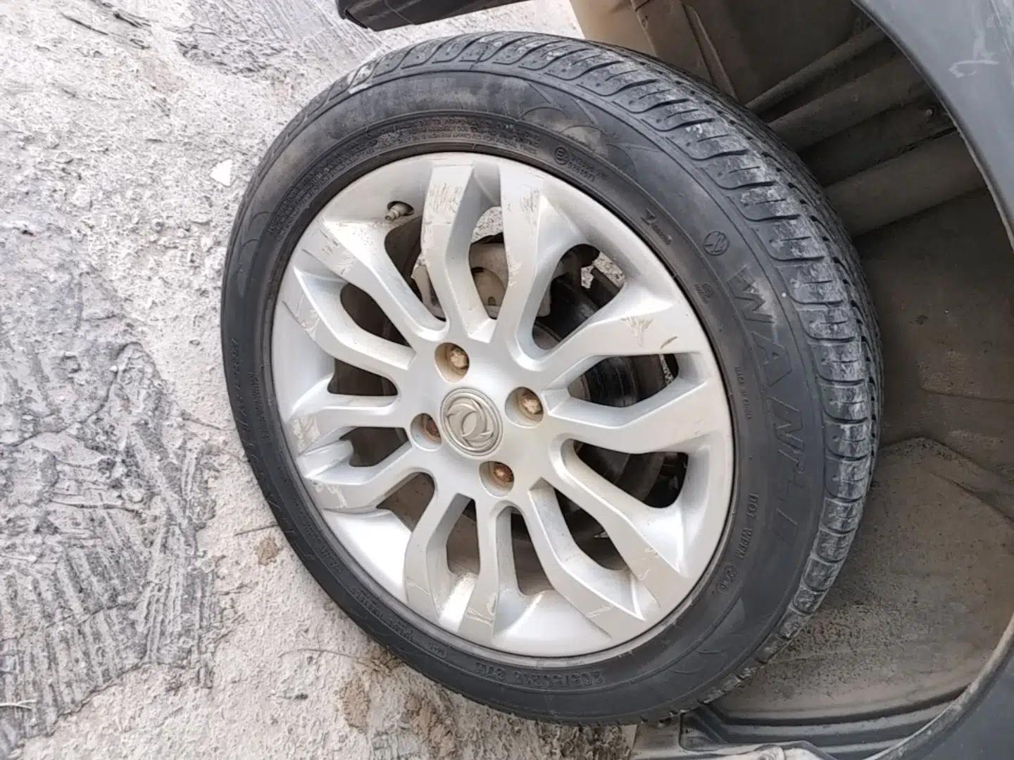 Dongfeng Aeolus AX3 2016 1.5L Automatic Shangkue Model — миниатюра 8
