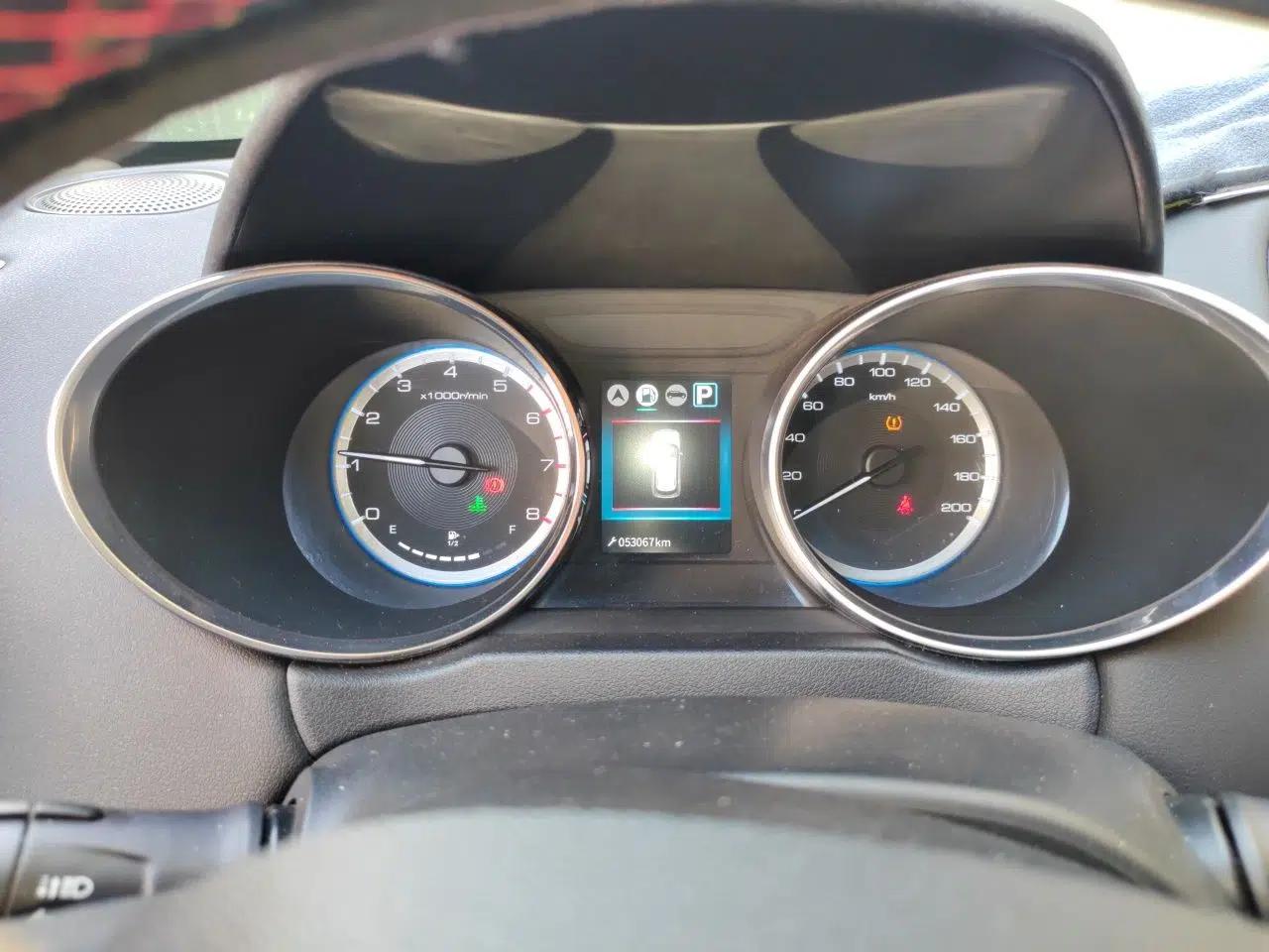 Dongfeng Aeolus AX4 2017 1.6L DCT Trendy Style — миниатюра 12