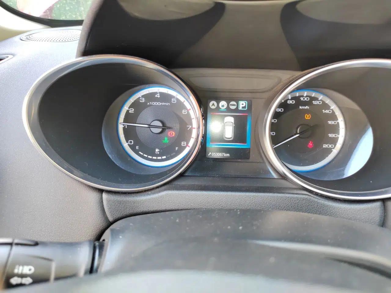 Dongfeng Aeolus AX4 2017 1.6L DCT Trendy Style — миниатюра 13