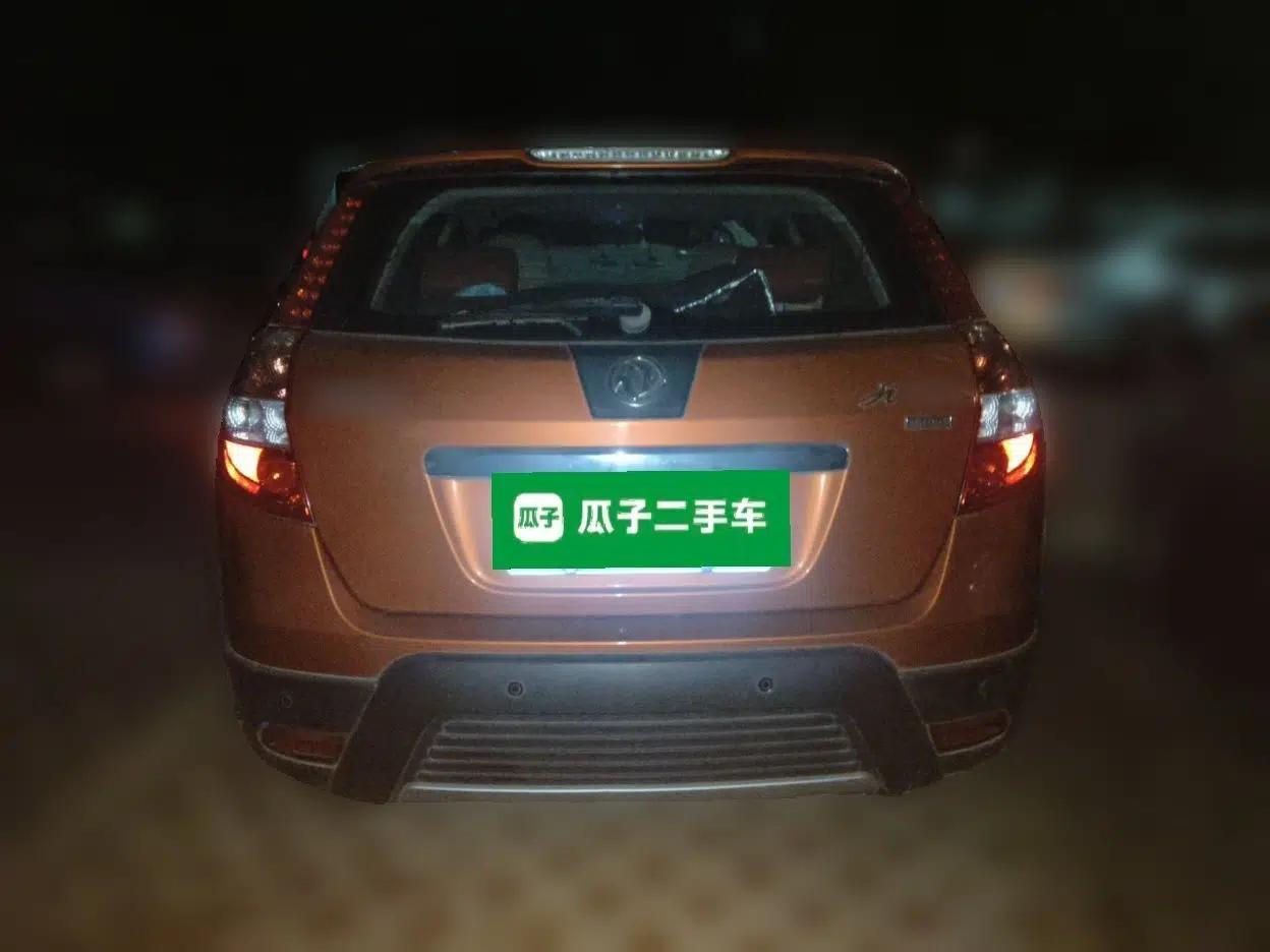 Dongfeng Aeolus H30 2014 CROSS 1.5L Manual Smart Drive Gratitude Edition — миниатюра 5