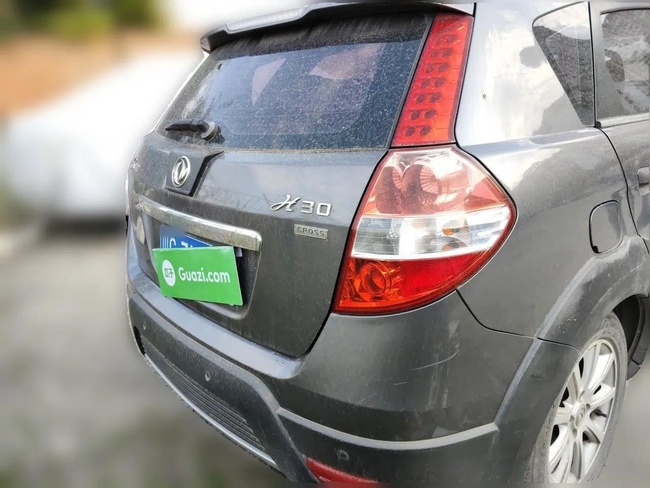 Dongfeng Aeolus H30 2013 CROSS 1.6L Manual Luxury Model — миниатюра 5