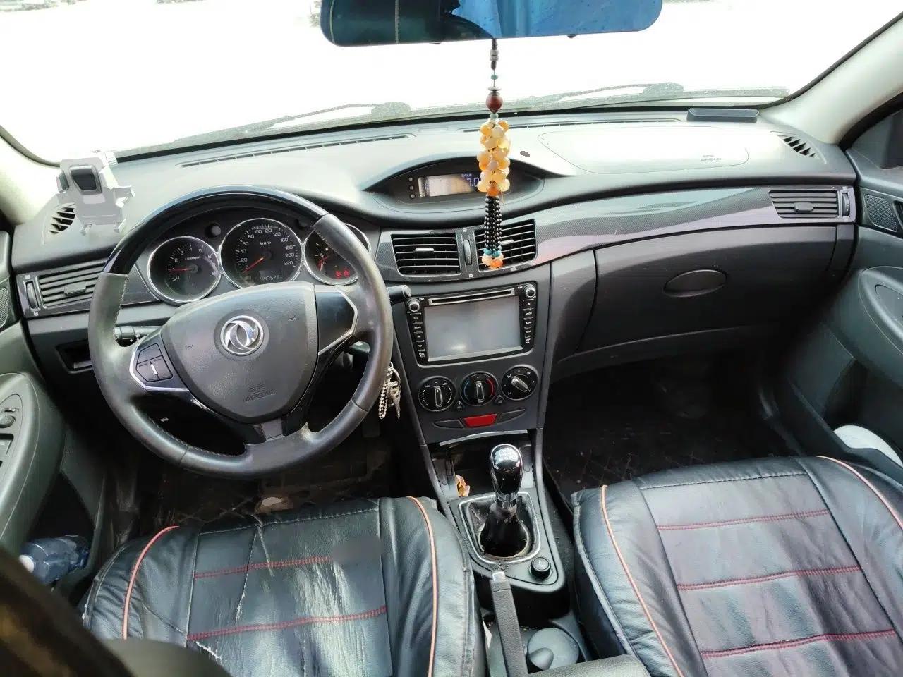 Dongfeng Aeolus H30 2013 CROSS 1.6L Manual Luxury Model — миниатюра 10
