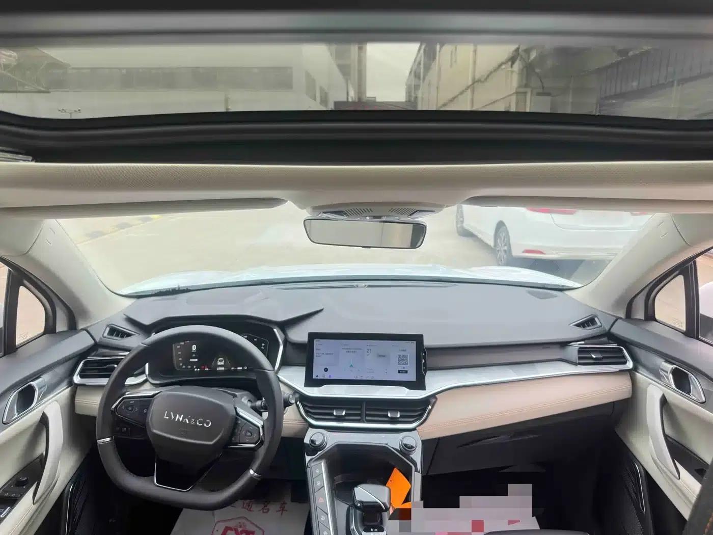 Lynk & Co 06 EM-P 2022 PHEV 84KM Range Pro — миниатюра 4