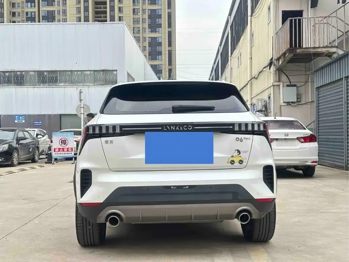 Lynk & Co 06 EM-P 2022 PHEV 84KM Range Pro — миниатюра 8