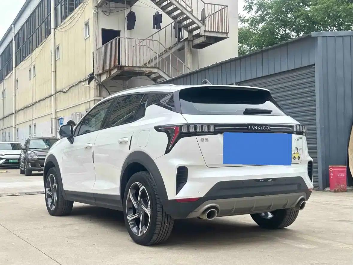 Lynk & Co 06 EM-P 2022 PHEV 84KM Range Pro — миниатюра 9