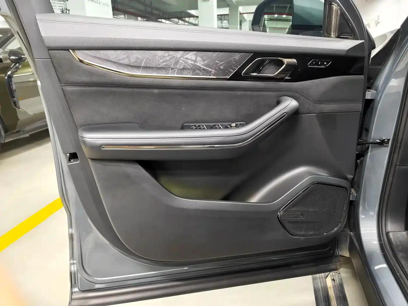 Lynk & Co 09 2021 2.0T Halo 6-seater — миниатюра 11