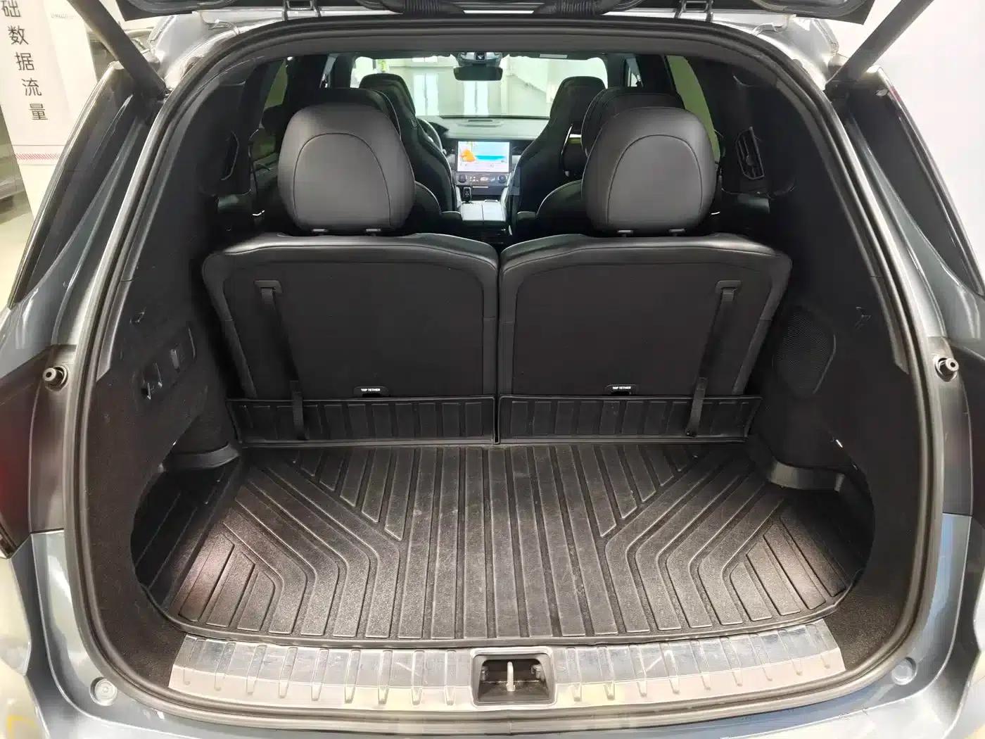 Lynk & Co 09 2021 2.0T Halo 6-seater — миниатюра 16