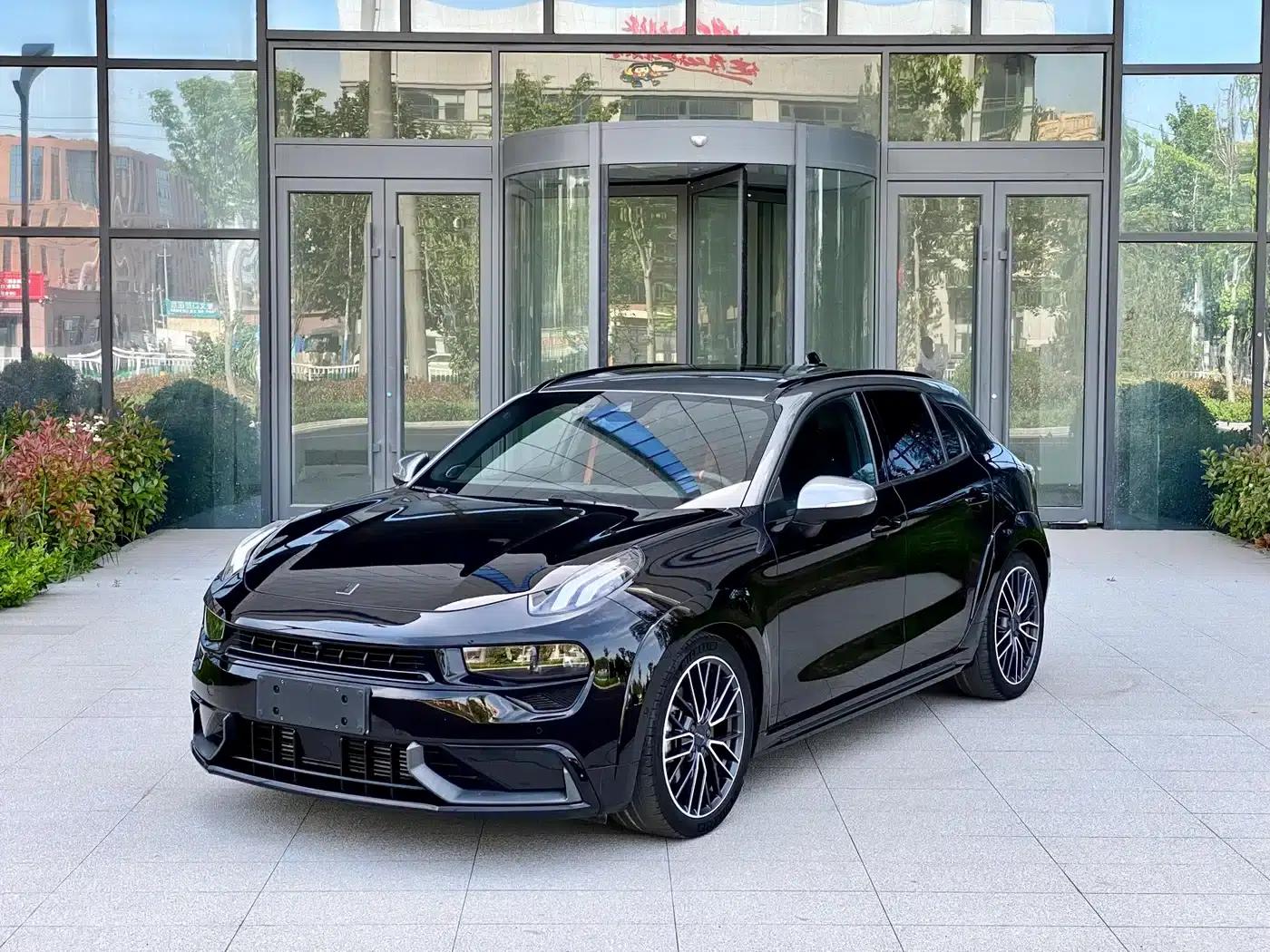 Lynk & Co 02 Hatchback 2021 2.0TD Halo Driving Package Edition — миниатюра 1