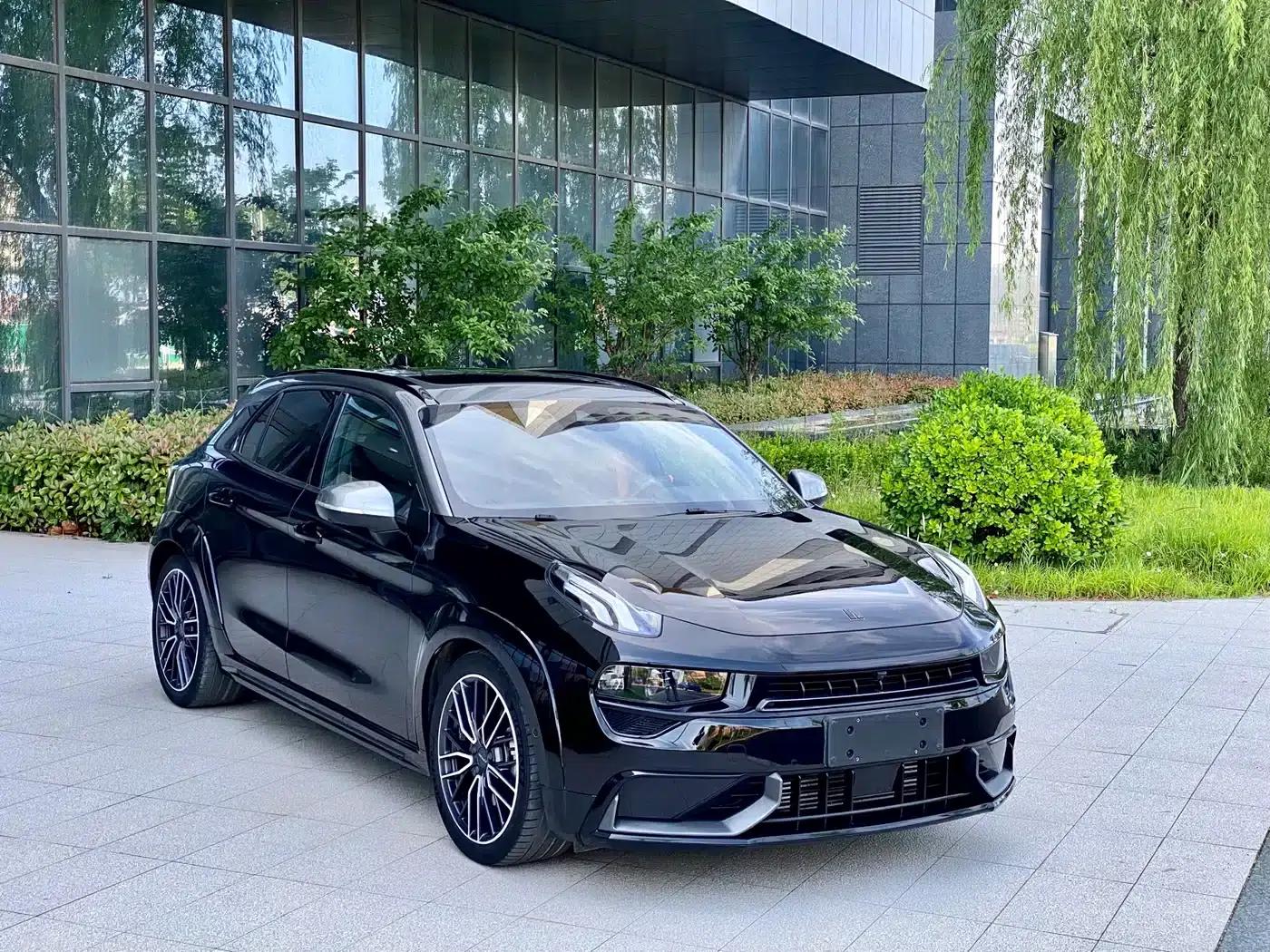 Lynk & Co 02 Hatchback 2021 2.0TD Halo Driving Package Edition — миниатюра 3